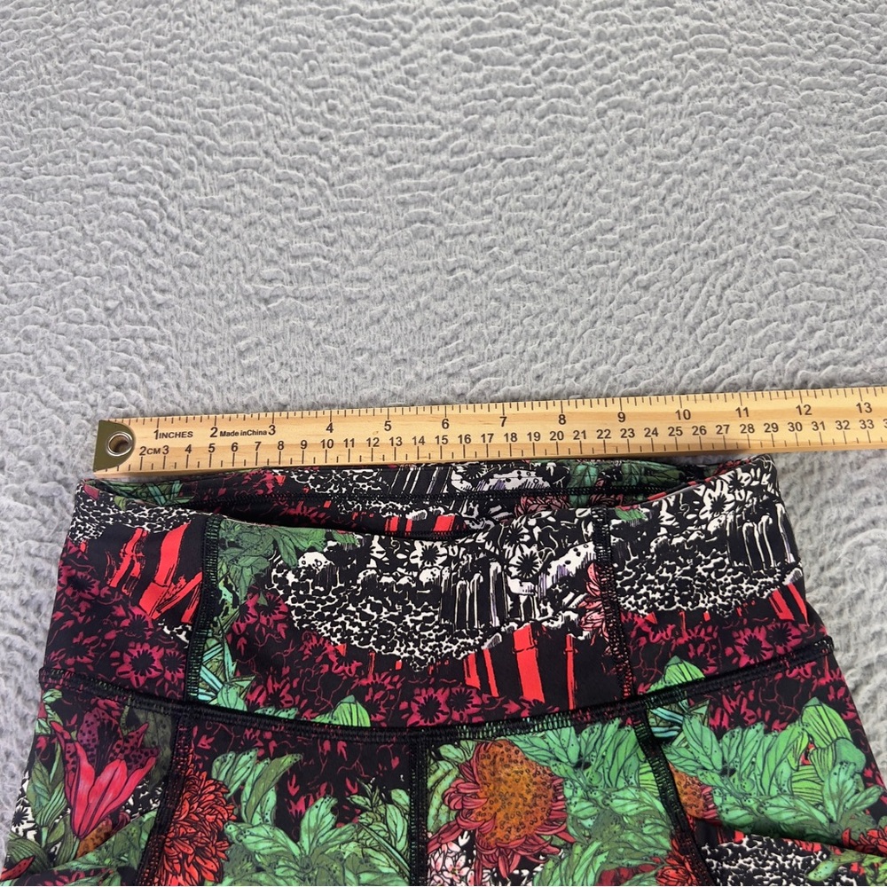Lululemon Time To Sweat Crop Leggings Womens 4 Multicolor Floral Athletic - Picture 3 of 8